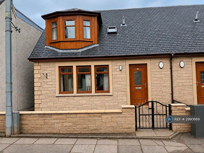 3 Bedroom Semi Detached House To Rent In New St, Larkhall, ML9