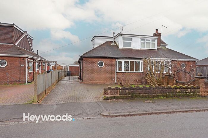 3 Bedroom Semi-Detached Bungalow For Sale In Fearns Avenue, Bradwell, Newcastle Under Lyme, ST5