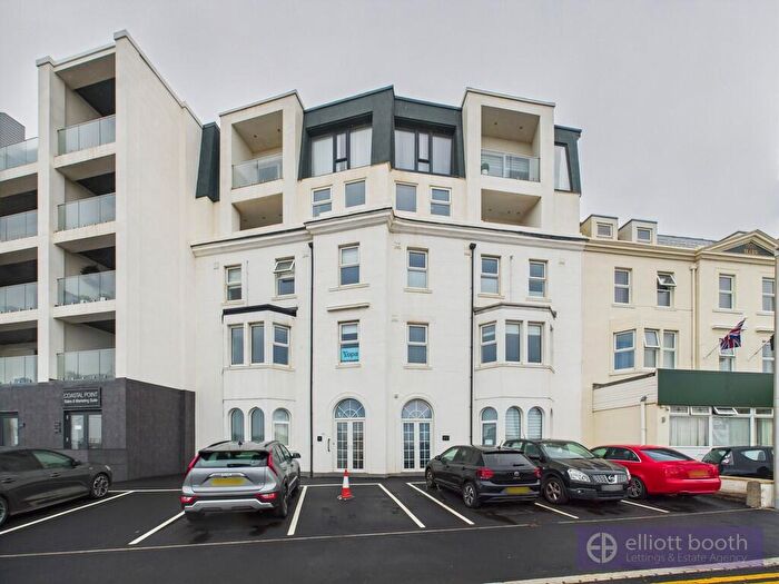2 Bedroom Maisonette For Sale In - New South Promenade, FY4