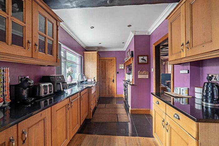 5 Bedroom Detached House For Sale In Hirst Road, Chapel Haddlesey, YO8