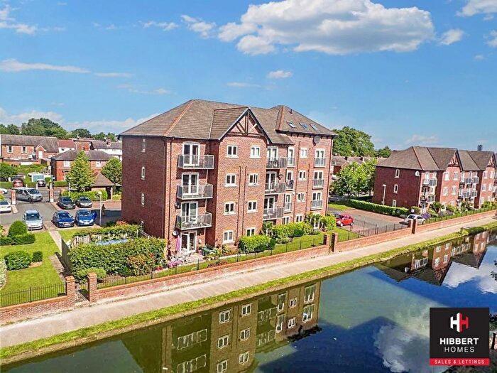 2 Bedroom Apartment To Rent In Waterside, Sale, M33