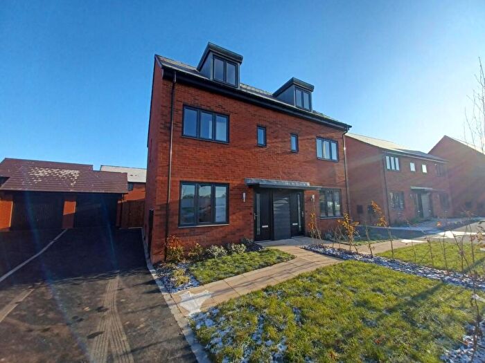3 Bedroom House To Rent In Stroudley Road, Shirley, Solihull, B90