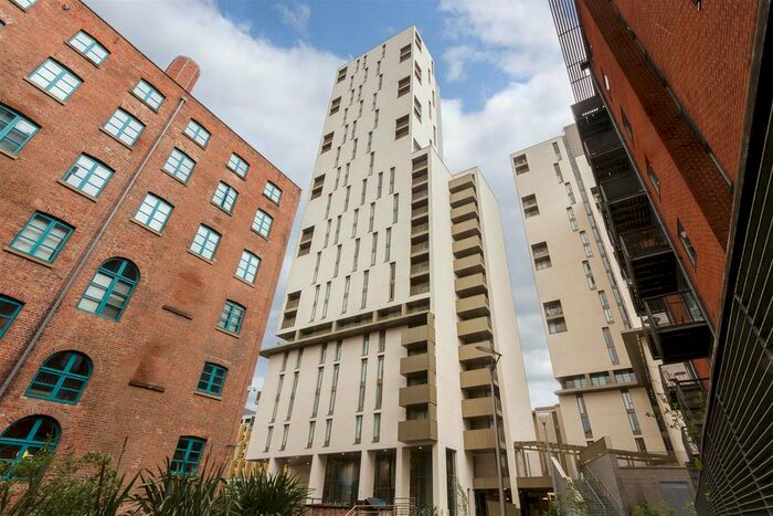 2 Bedroom Flat To Rent In Cambridge Street, Manchester, M1