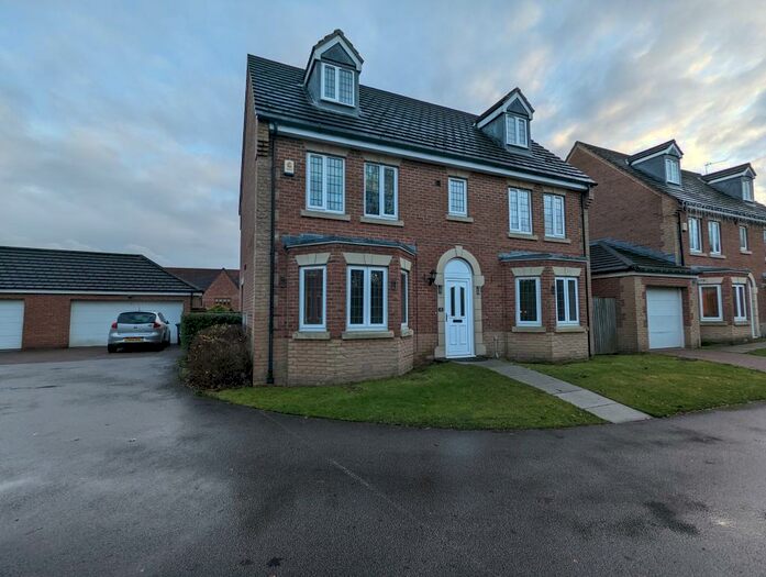 5 Bedroom Detached House To Rent In Apple Tree Way, Doncaster, DN4