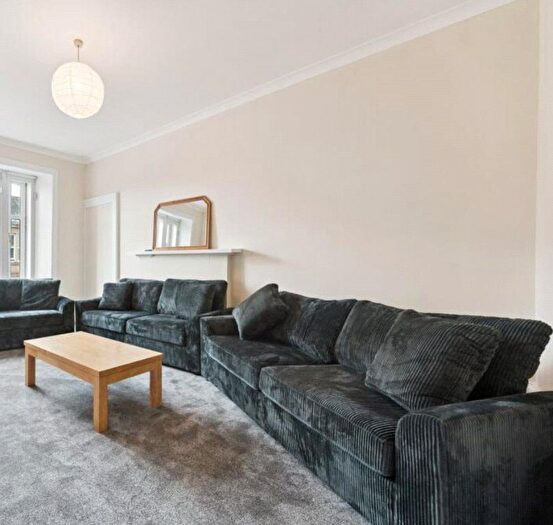 5 Bedroom Flat To Rent In Glenmore Court, Glenmore Road, London, NW3