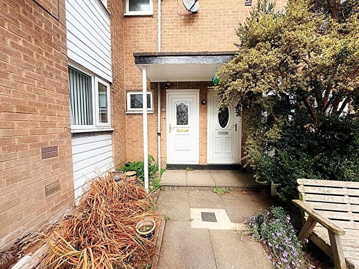 1 Bedroom Apartment For Sale In Berkley Close, Battle Hill, Wallsend, NE28