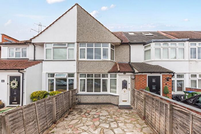 2 Bedroom Terraced House For Sale In Sherwood Park Avenue, Sidcup, DA15