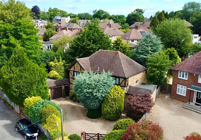 4 Bedroom Detached House For Sale In Woodlands Road, Camberley, GU15