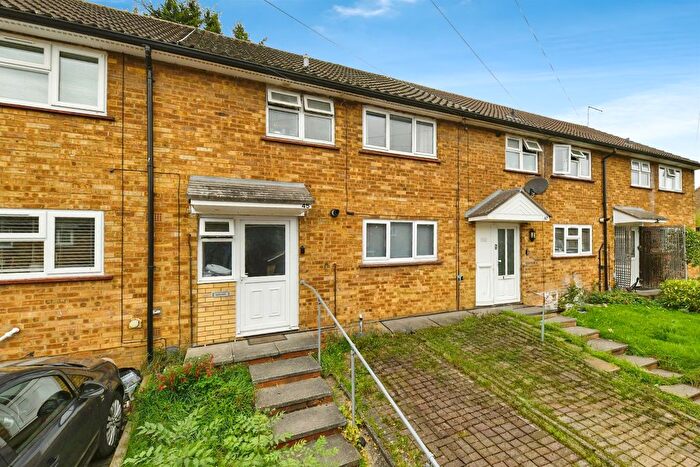 3 Bedroom Terraced House For Sale In Kymswell Road, Stevenage, SG2