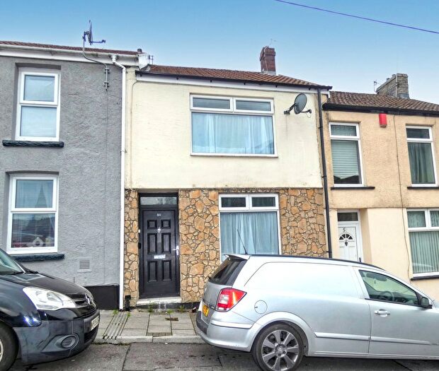 2 Bedroom Terraced House For Sale In Halifax Terrace, CF42