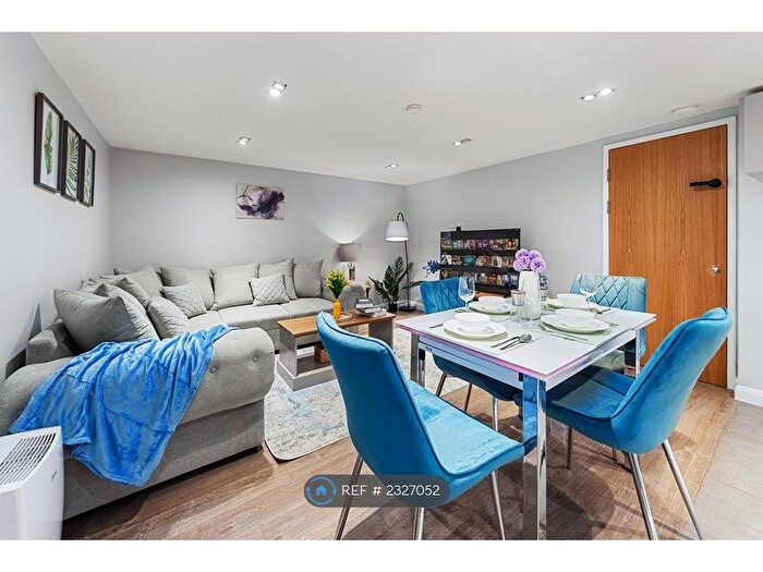 1 Bedroom Flat To Rent In Lavender Hill, London, SW11
