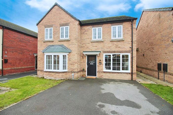 4 Bedroom Detached House For Sale In Princess Street, Great Preston, Leeds, LS26