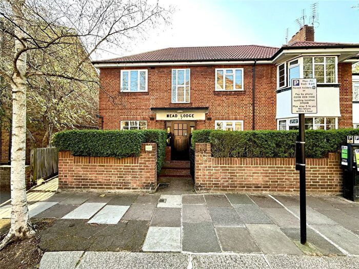 2 Bedroom Flat For Sale In Southfield Road, London, W4