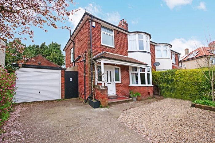 3 Bedroom Semi Detached House For Sale In Carr Lane, York, YO26