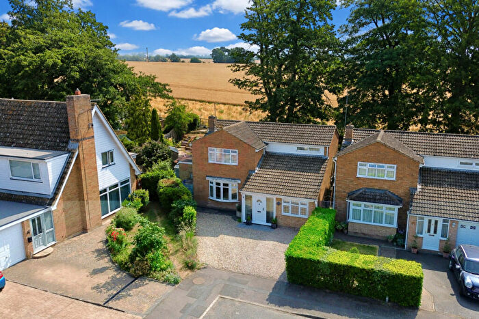 3 Bedroom Detached House For Sale In Berry Close, Hackleton, Northampton, NN7