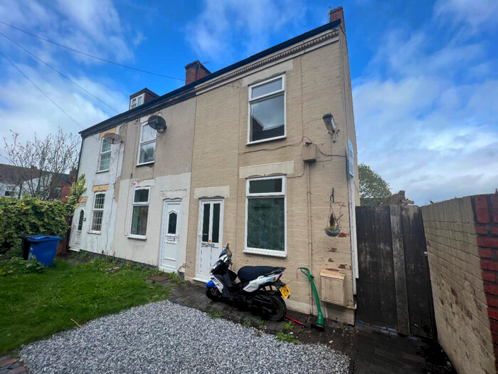 2 Bedroom End Of Terrace House To Rent In Oak Street, Burton-On-Trent, Staffordshire, DE14
