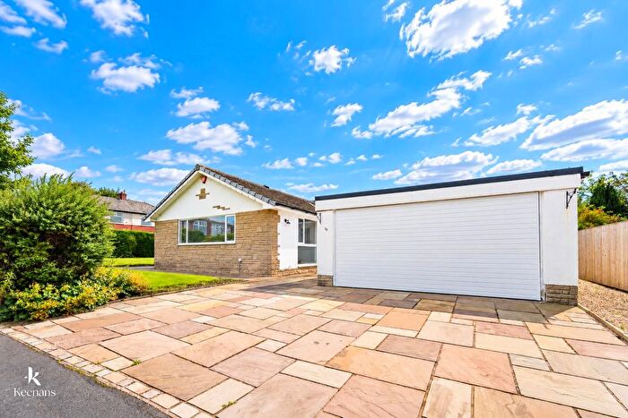 3 Bedroom Detached Bungalow For Sale In Whitewell Road, Accrington, BB5
