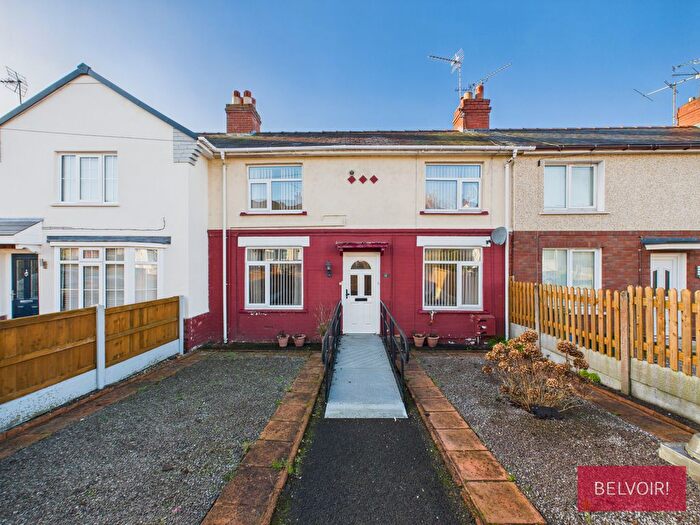 3 Bedroom Terraced House For Sale In Glen Avon, Wrexham, LL12