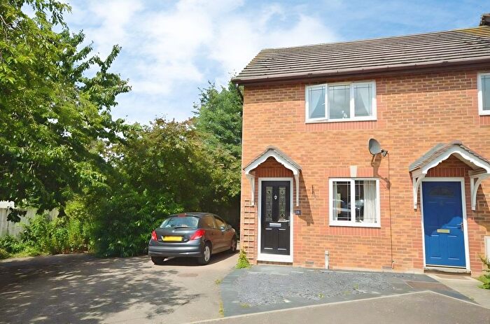 2 Bedroom Semi-Detached House To Rent In Wheatcroft, Cambridge, CB21