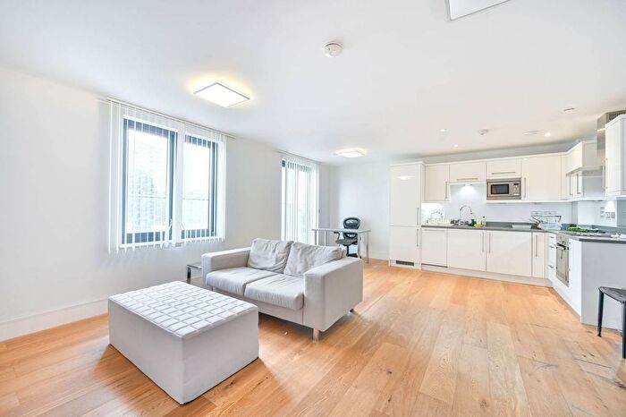 1 Bedroom Flat For Sale In Kilburn Park Road, Maida Vale, London, NW6