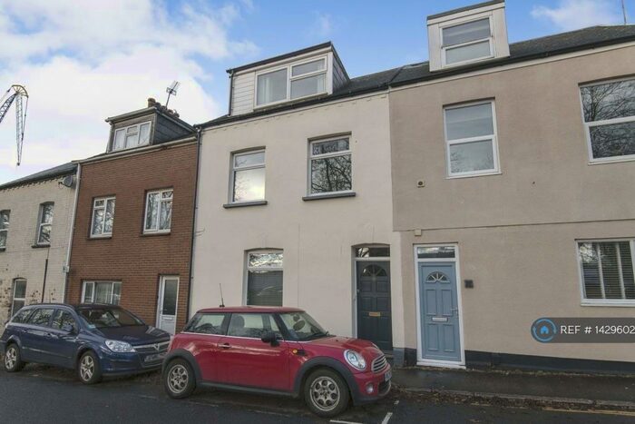 3 Bedroom Flat To Rent In Gladstone Road, Exeter, EX1
