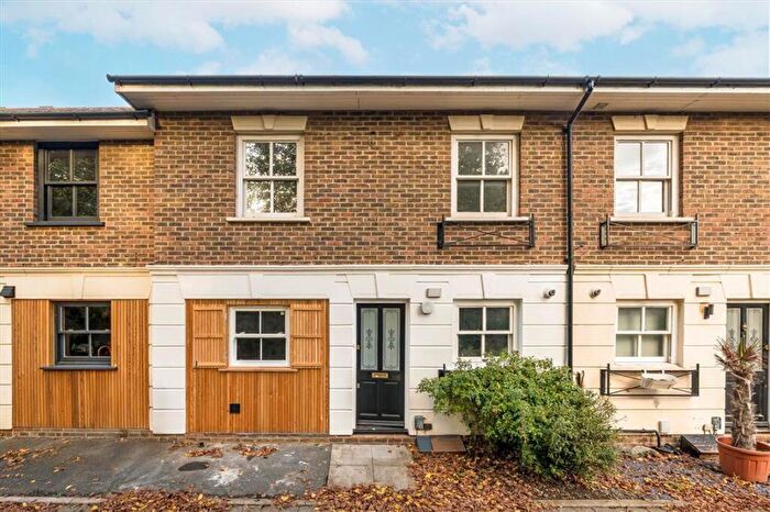 4 Bedroom Terraced House To Rent In Breakspears Mews, Brockley, SE4