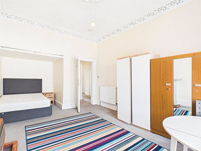 2 Bedroom Apartment To Rent In Brougham Place, Tollcross, Edinburgh, EH3