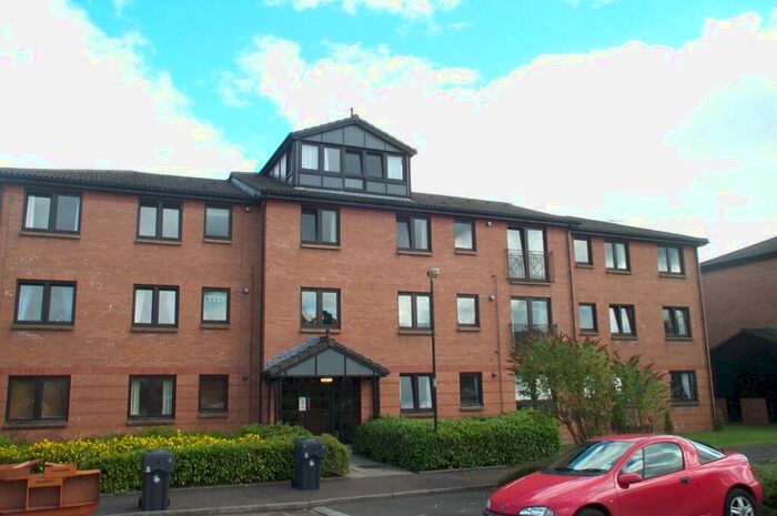 3 Bedroom Apartment To Rent In Abbeymill, Riverside, Stirling, FK8