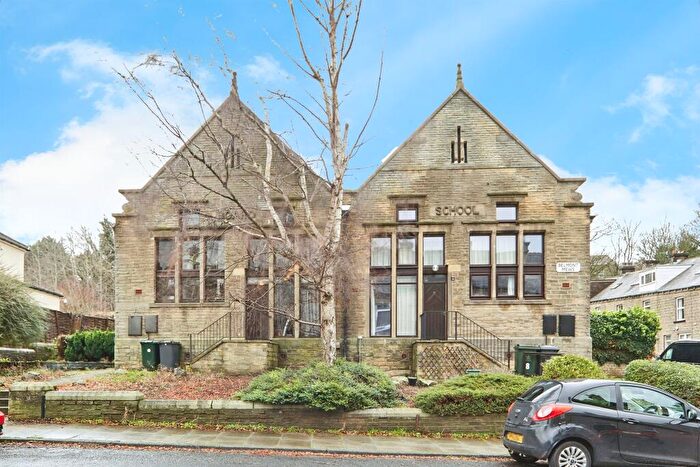 2 Bedroom Terraced House For Sale In Belgrave Road, Bingley, BD16