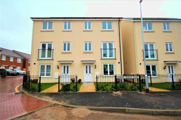 4 Bedroom Semi-Detached House To Rent In Edward Parker Road, Cheswick Village, Bristol, BS16