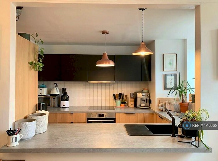 1 Bedroom Flat To Rent In Cadogan Terrace, London, E9