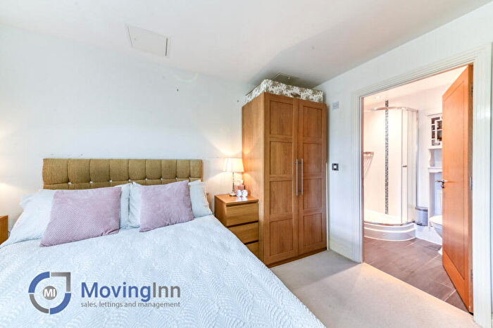2 Bedroom Apartment For Sale In Ashman Court, Pampisford Road, South Croydon, Surrey, CR2