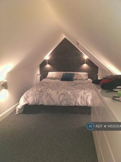 Studio To Rent In Caversham Road, Reading, RG1