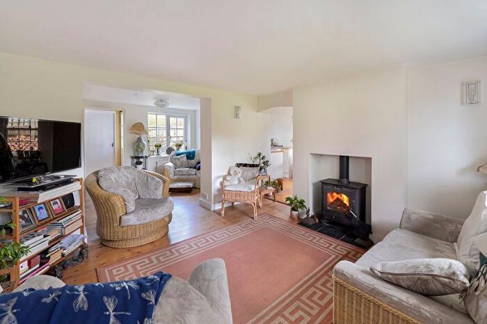 3 Bedroom Property For Sale In Maidstone Road, Paddock Wood, Tonbridge, TN12