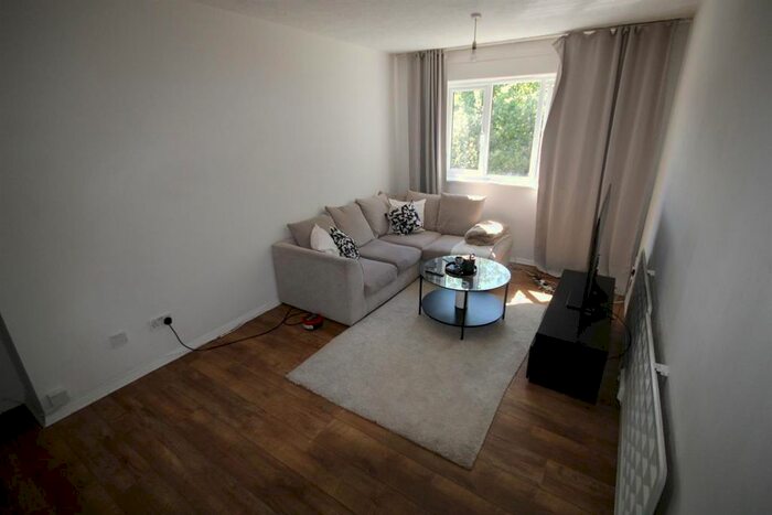 1 Bedroom Flat To Rent In Keats Close, Scotland Green Road, Ponders End, Enfield, EN3