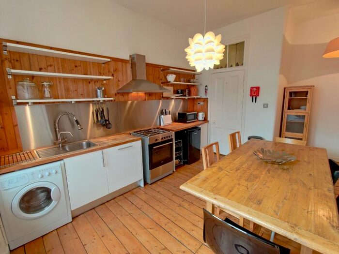 1 Bedroom Flat To Rent In Wilton Drive, North Kelvinside, Glasgow, G20