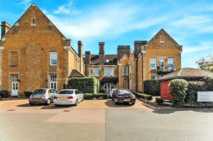 1 Bedroom Flat To Rent In West Wing, Chapel Drive, Dartford, DA2