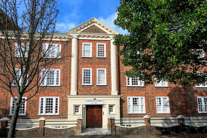 2 Bedroom Flat To Rent In Egerton Court, Paradise Road, Richmond, TW9