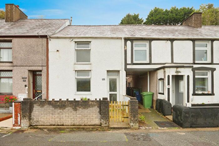 3 Bedroom Terraced House For Sale In Hyfrydle Road, Talysarn, Caernarfon, Gwynedd, LL54