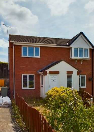 2 Bedroom Semi-Detached House To Rent In Maple Drive, Alfreton, DE55