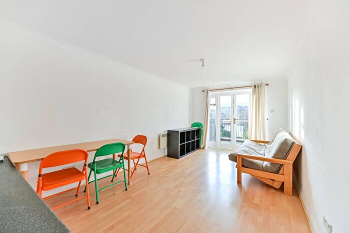 2 Bedroom Flat For Sale In Sopwith Way, Kingston, Kingston Upon Thames, KT2