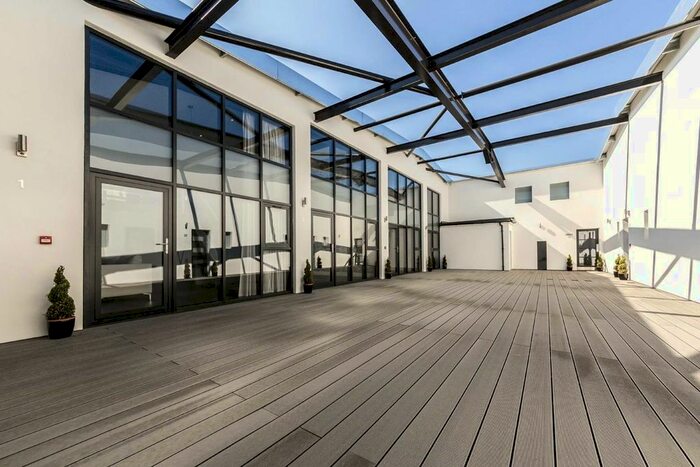 Studio To Rent In Bollo Lane, London, W3