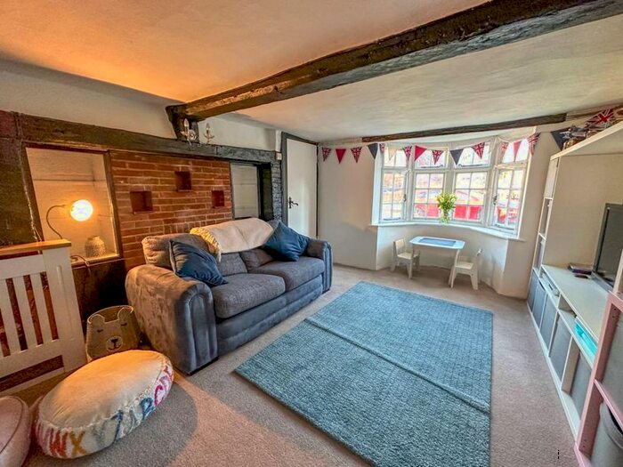 3 Bedroom Semi-Detached House For Sale In Silver Street, Cublington, Leighton Buzzard, LU7