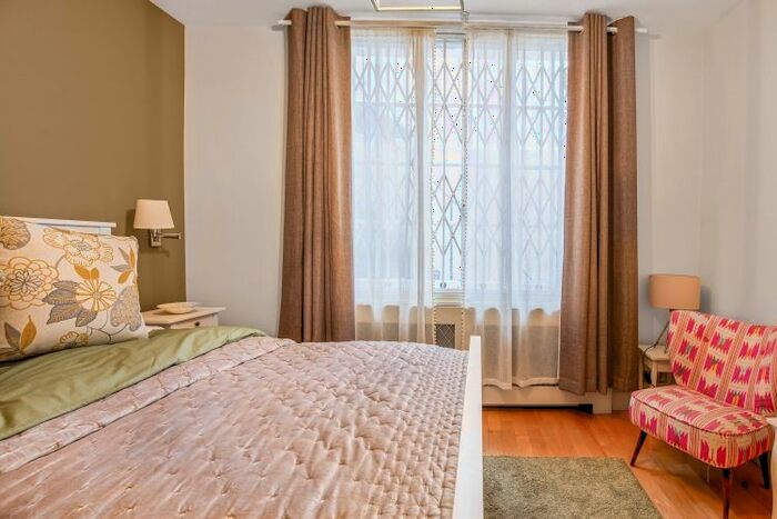 1 Bedroom Flat To Rent In West Eaton Place, Belgravia, SW1X