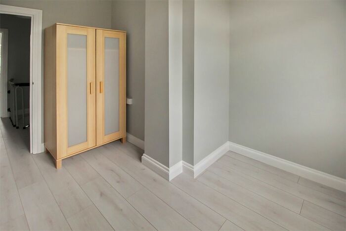 2 Bedroom Flat To Rent In Edward Road, Harrow HA2