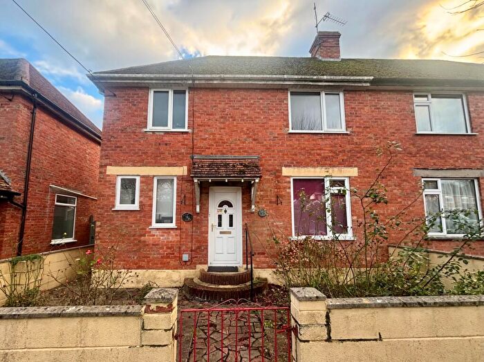 3 Bedroom Semi-Detached House To Rent In St Rumbolds Road, Shaftesbury, Dorset, SP7