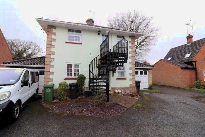 1 Bedroom Maisonette To Rent In Durban Lane, Basildon, SS15