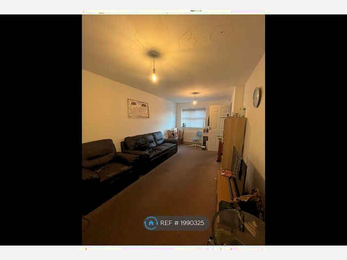 4 Bedroom Terraced House To Rent In Burley Lodge Road, Leeds, LS6