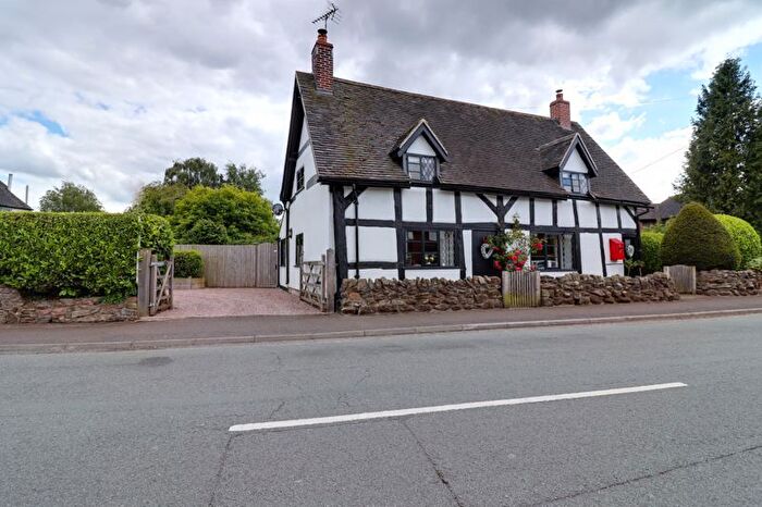 3 Bedroom Cottage For Sale In Main Road, Colwich, Staffordshire, ST17