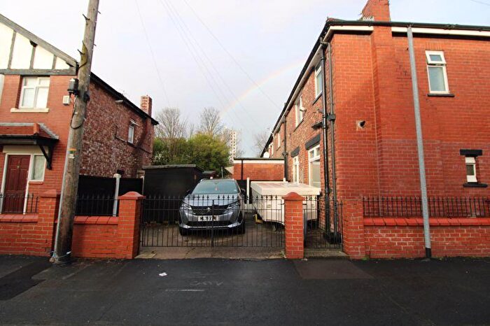 3 Bedroom End Of Terrace House For Sale In Great Cheetham Street East, Salford, Manchester, M7